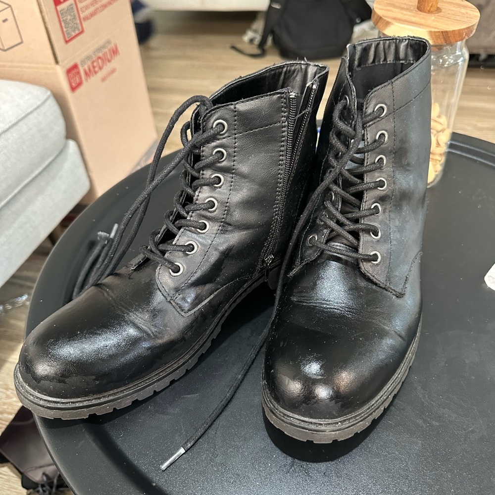 Men leather  boots